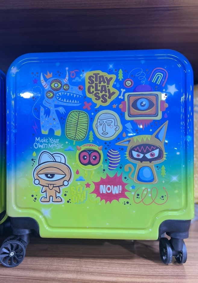 چمدان کودک فایبر گلاس 3