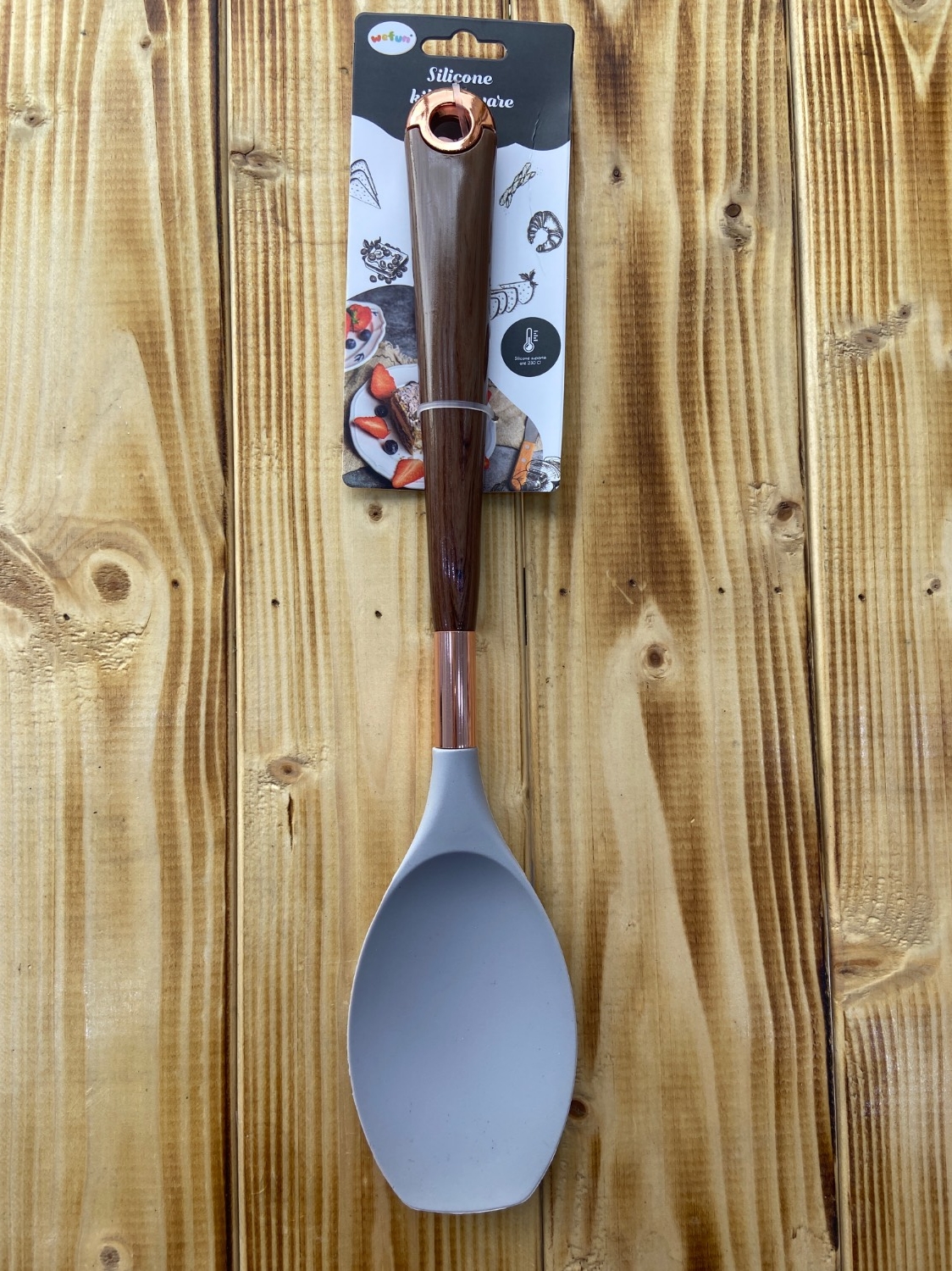 کفگیر صاف خاکستری دسته چوبی ۲۴