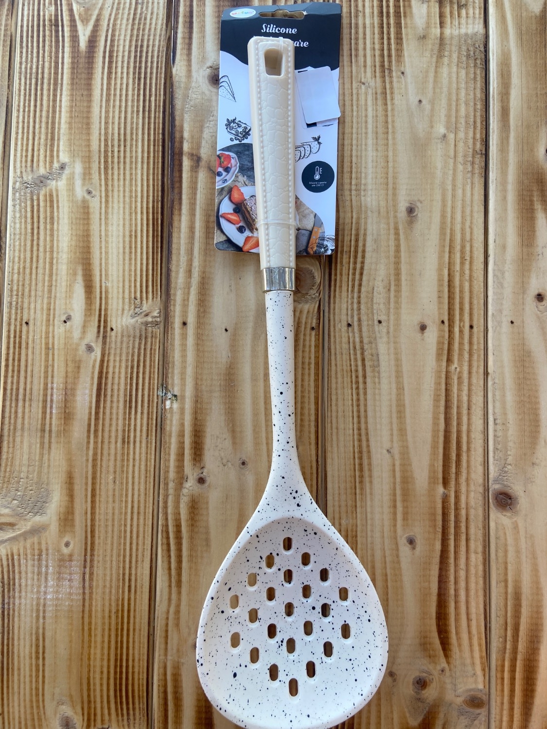 کفگیر دسته بلند سوراخ دار سیلیکونی