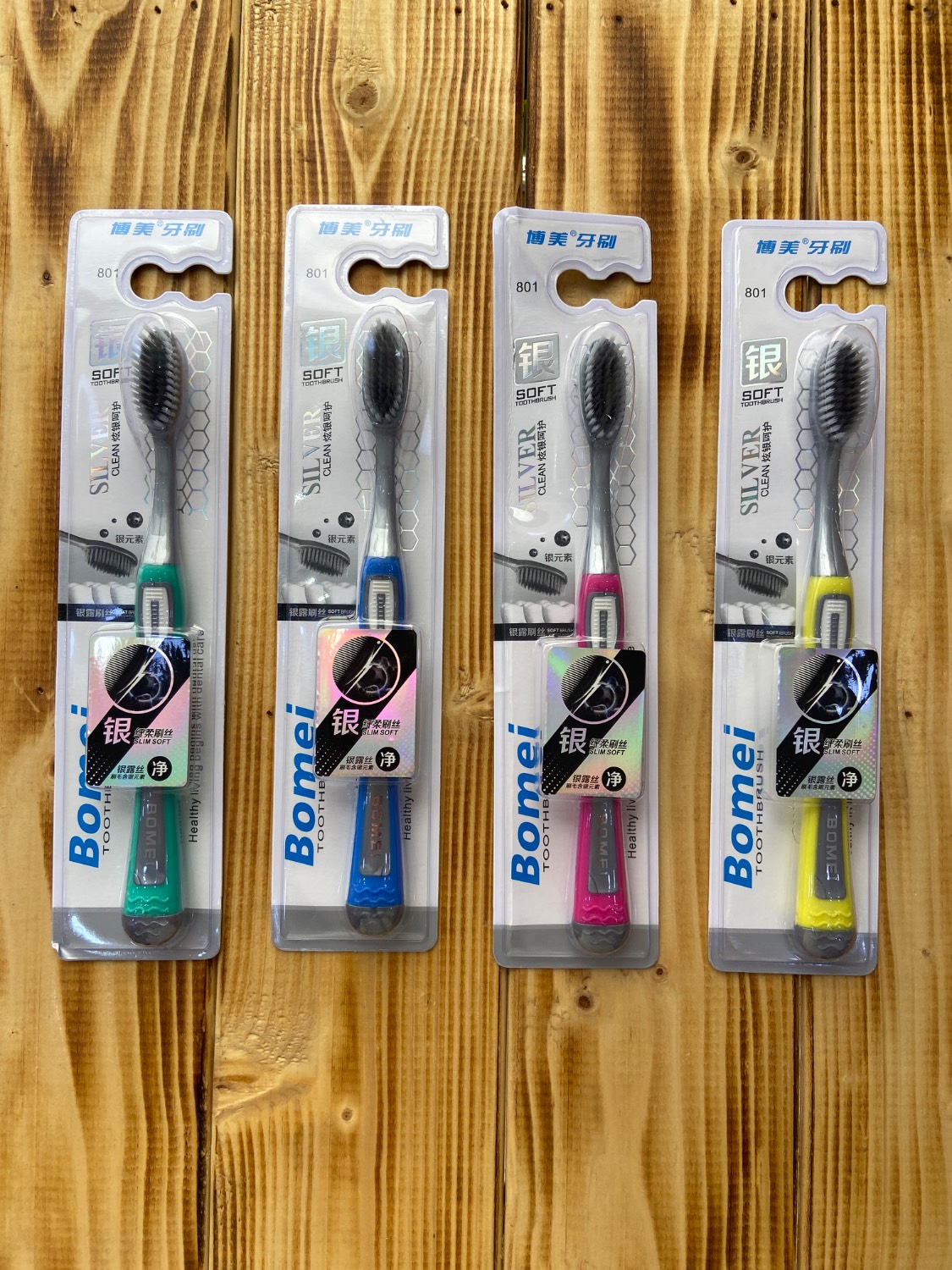 مسواک بزرگسال براش ذغالی و سافت کد 3 