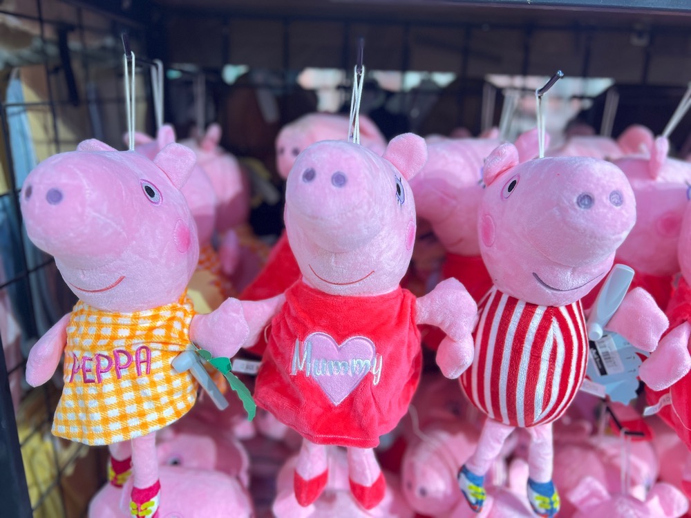 عروسک طرح پپاپیگ