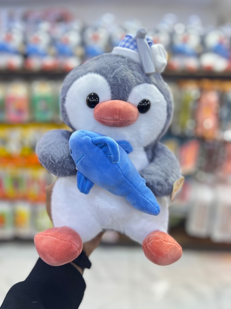 عروسک پنگوئن ماهی گیر