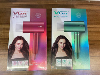 سشوار حرفه ای VGR مدل V-431 با توان 1800 وات